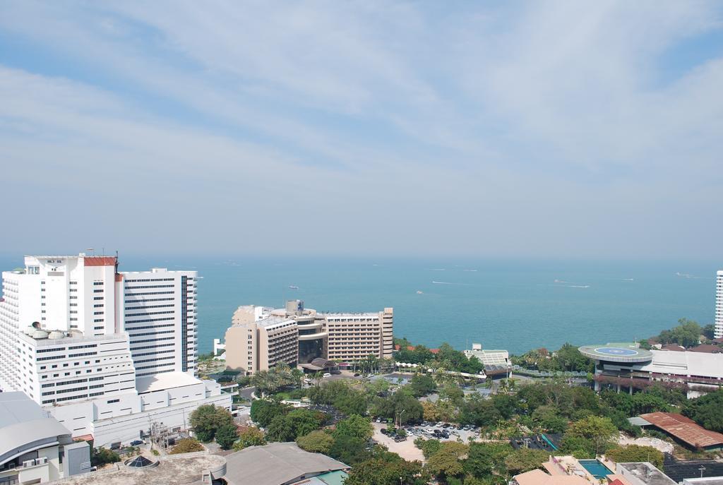 The Cliff Residence Condo Pattaya Δωμάτιο φωτογραφία